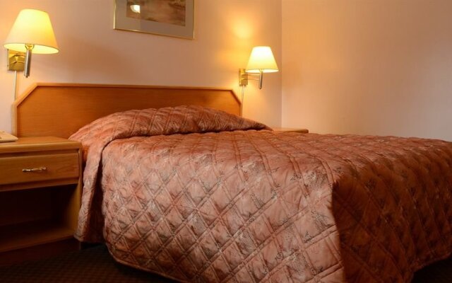 Economy Inn