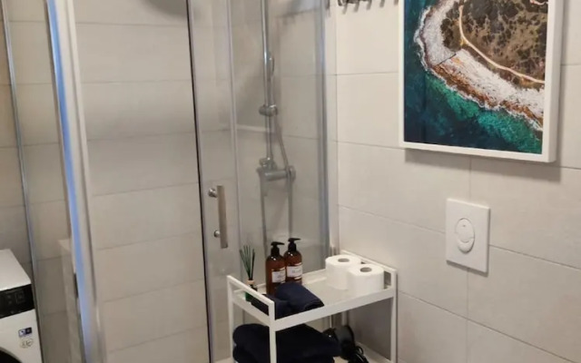 Salt Apartment