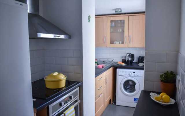 Bright 1 Bedroom Apartment in the Centre of Brighton