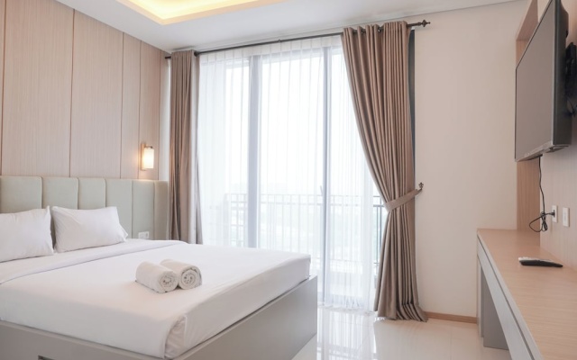 Nice And Comfort 1Br At 25Th Floor Samara Suites Apartment – Guest Rooms – Jakarta