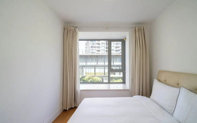 Tyms Stylish 3BR 2BA Apt Xuhui Center