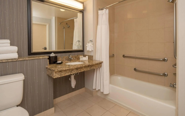 Courtyard by Marriott Sacramento Cal Expo