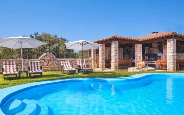 Villa Milon by MediterraneanVillas