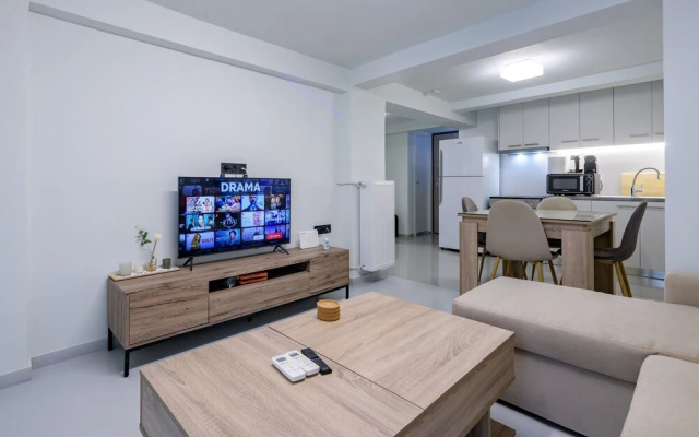 Lovely underground nest with prv terrace