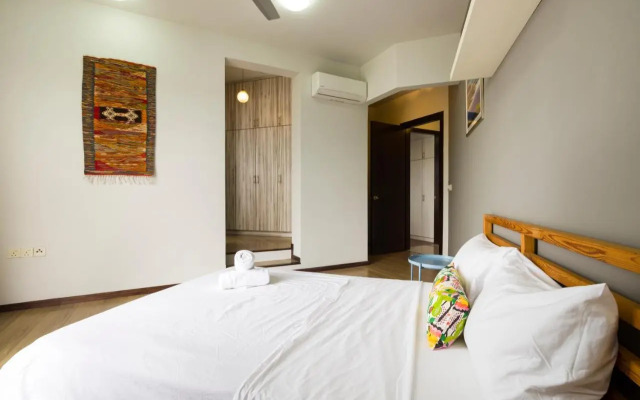 PJ8 Service Suites by Airhost