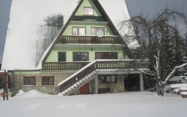 Hacjenda - Apartamenty i Pokoje Gościnne