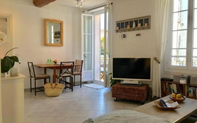 Pimms Apartment