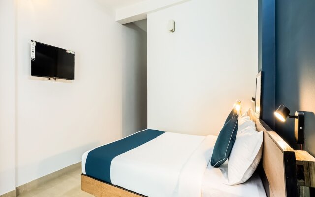 SilverKey Executive Stays 45762 Accadia Residency