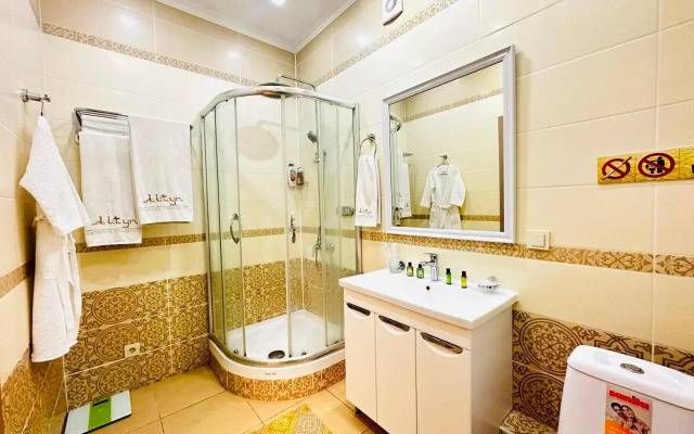 Altyn Hotel