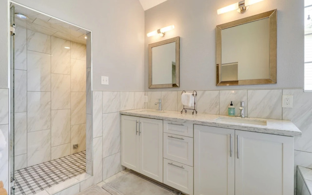 Upscale Pflugerville Paradise w/ Private Pool!