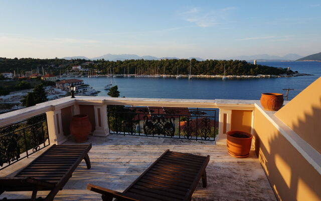 Faros Residence - Adults Only