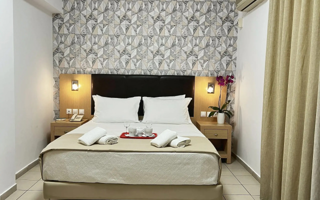 Caravel Apartment Hotel