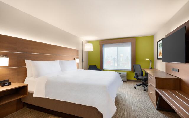 Holiday Inn Express Hotel & Suites Merced, an IHG Hotel