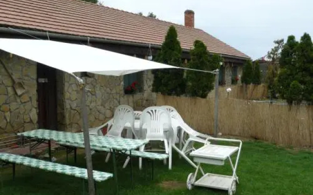 Ludad Kertekalja Vendégház