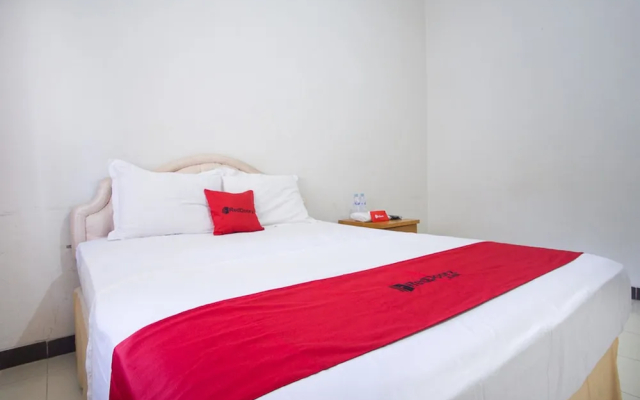 Jasmine Kayla Guest House by RedDoorz