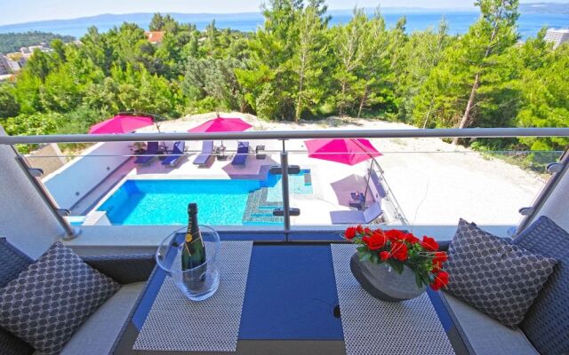 Villa Inis