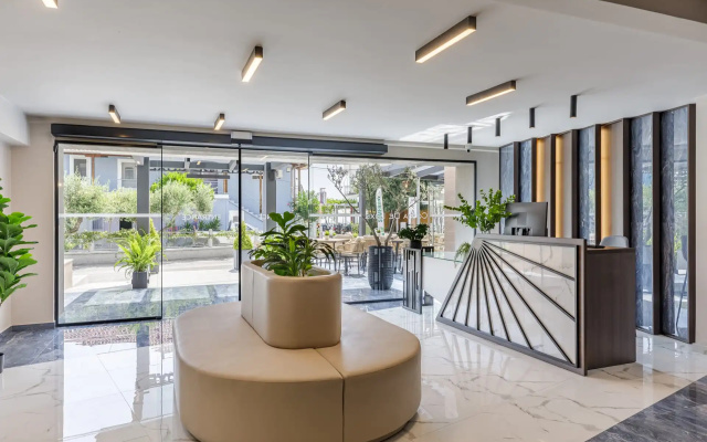 Costa De Luxe Suites