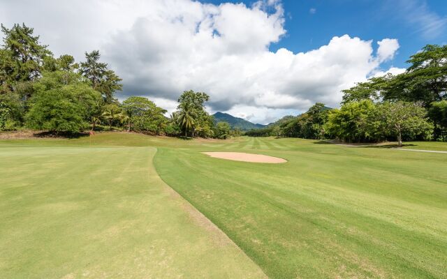 Chatrium Golf Resort Soi Dao Chanthaburi