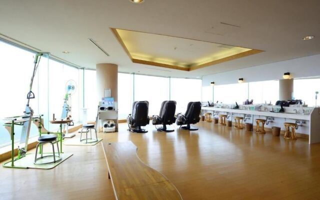 Guest House FUJI-HAKONE LAND - Hostel