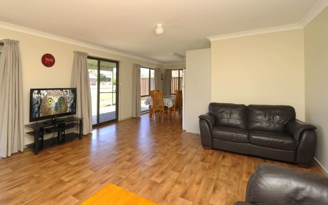 Government Rd 38 - Shoal Bay