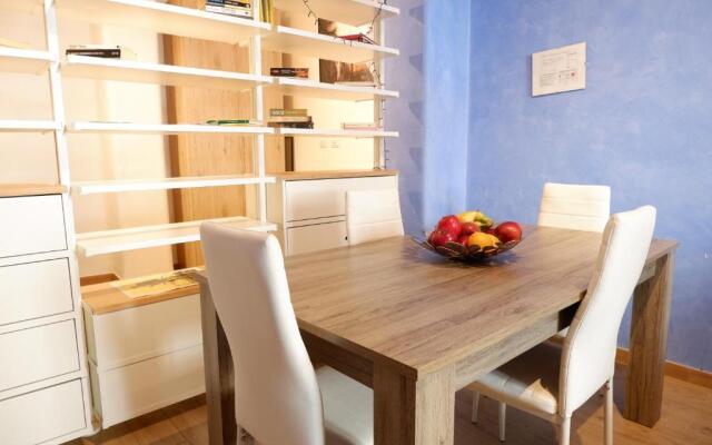 The Blue Strawberry House in San Giovanni Roma