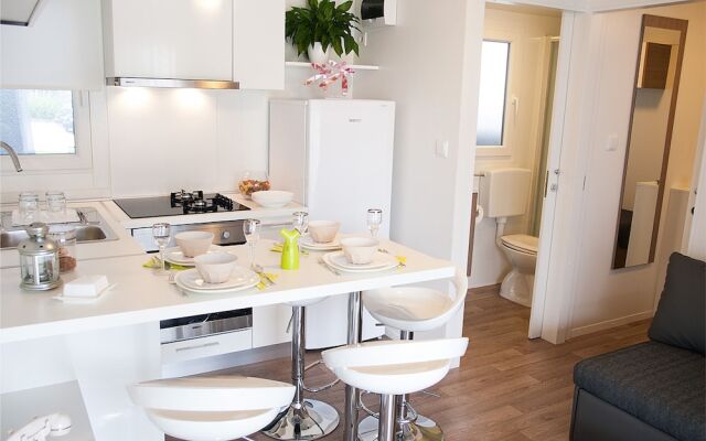 Micanovi Dvori Mobile Home Village Zrmanja