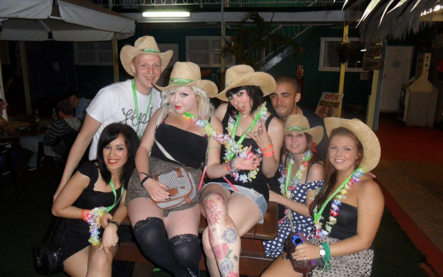 Backpackers In Paradise Resort - Hostel