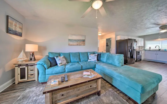 Charming Geneva Getaway w/ Easy Strip Access!