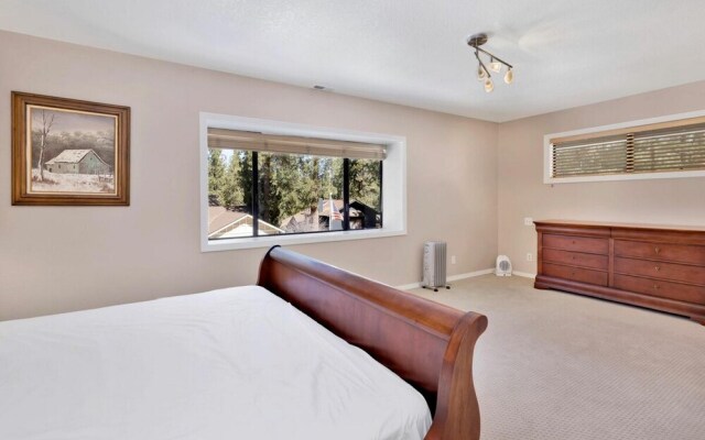 Star Gazing #2089 by Big Bear Vacations