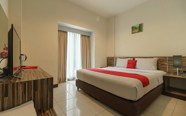 Reddoorz Premium @ Gunung Sahari 2
