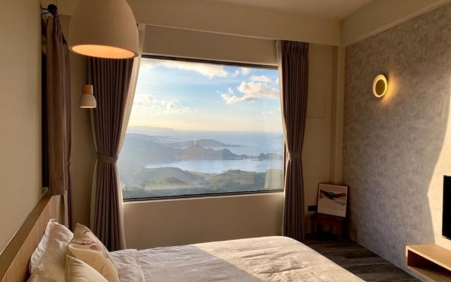 TWO Easy Inn