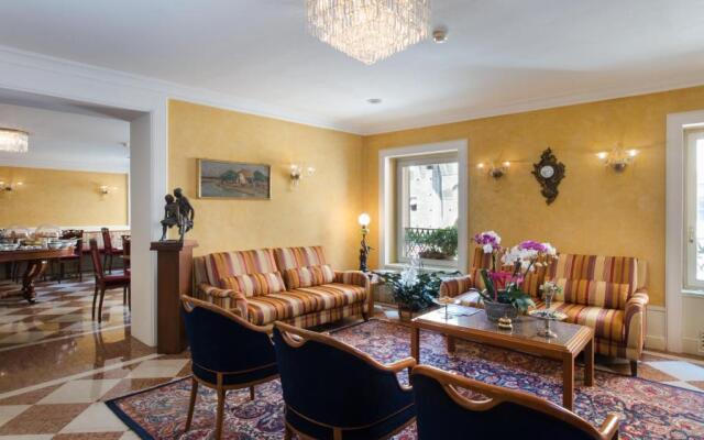 Art Hotel Orologio