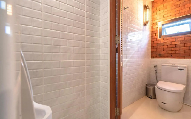 Siam Plug In Hostel