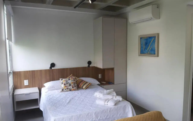 Studio contemporâneo em prédio novíssimo