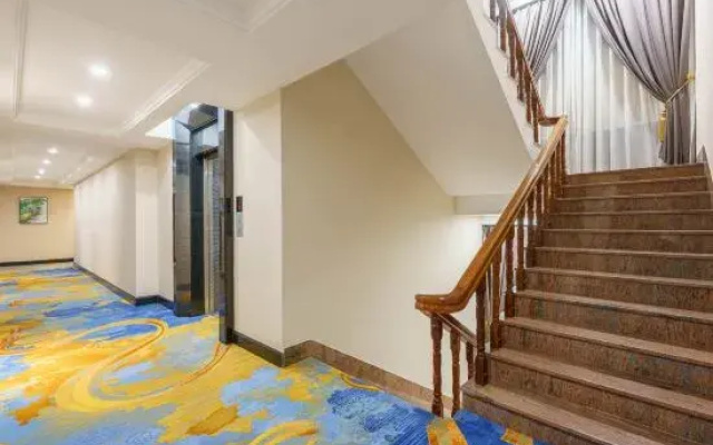 Dalian Xinghai Plaza Mokona Boutique Hotel