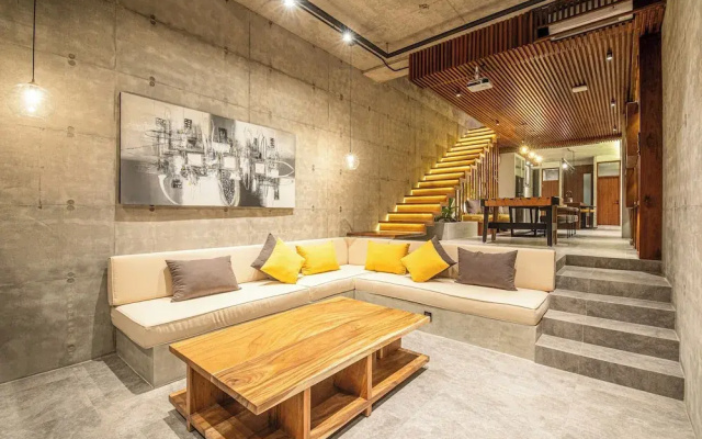 C La Villa Modern 4br Villa Canggu Beach 5mins