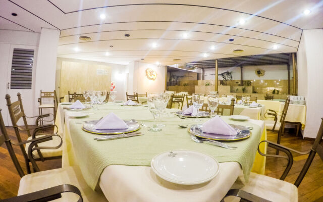Hotel Alkazar