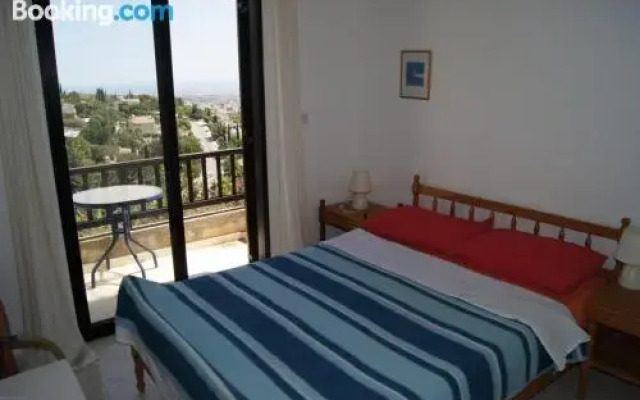 Kamares Villa