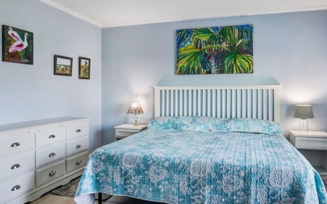 Island 112 3 Bedroom Condo