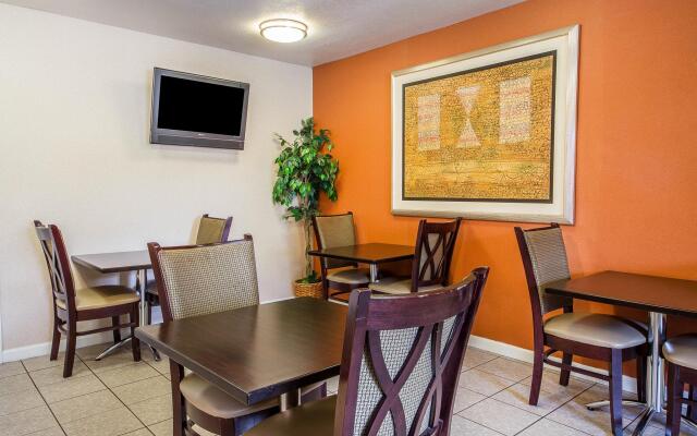 Quality Inn & Suites Lathrop - South Stockton
