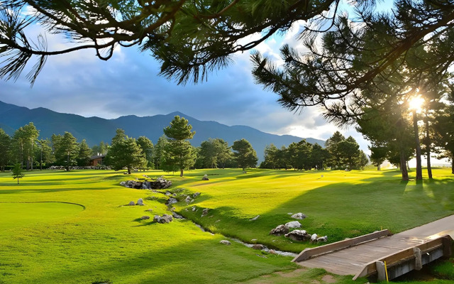 Pirin Golf & Country Club Apartment Complex