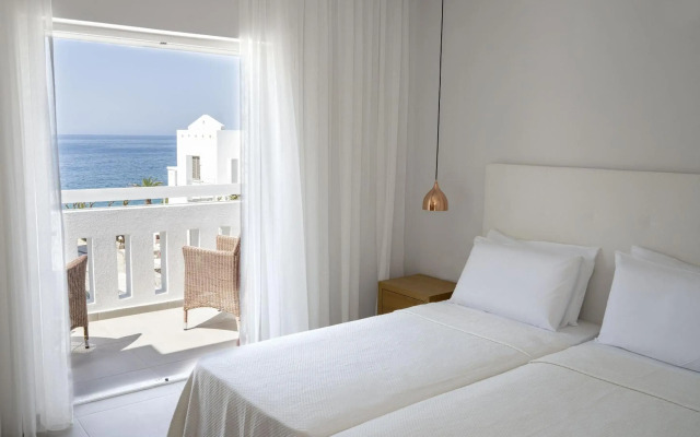Maritimo Beach Hotel