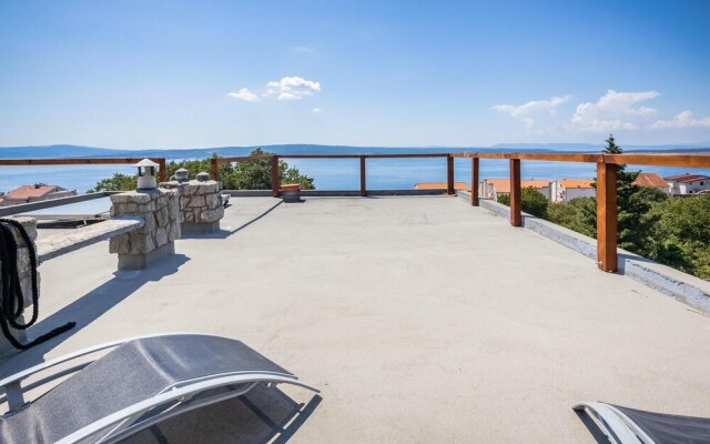 Awesome Home in Dramalj With Wifi and 3 Bedrooms