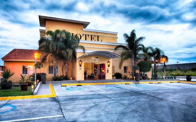 Zar Queretaro Hotel