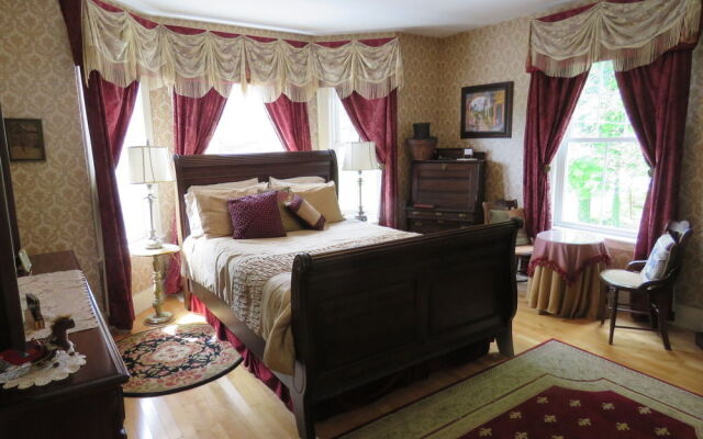 The Sleigh Maker Inn Bed and Breakfast