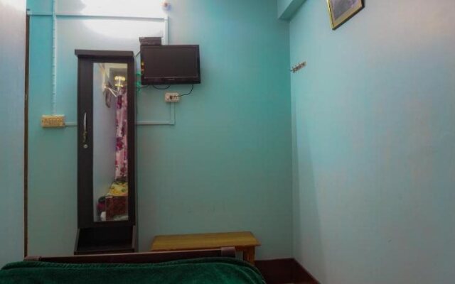 Hotel Three V