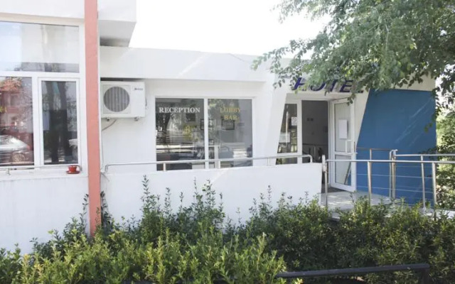 Ribarska Sreshta Family Hotel