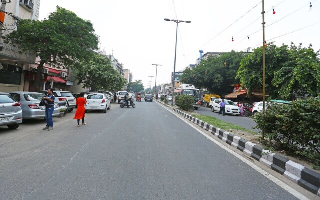 Hotel Gold Palace by OYO Rooms