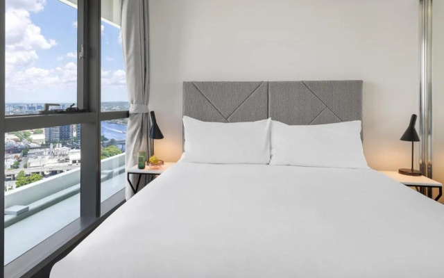 Meriton Suites Herschel Street, Brisbane