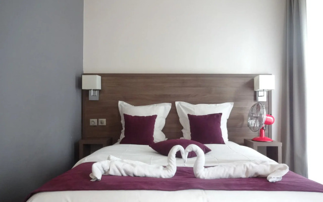 Hotel La Perle Montparnasse